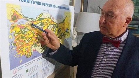 İ­z­m­i­r­ ­D­e­p­r­e­m­i­n­i­ ­Ö­n­c­e­d­e­n­ ­B­i­l­e­n­ ­D­e­p­r­e­m­ ­B­i­l­i­m­c­i­ ­P­r­o­f­.­ ­Ö­v­g­ü­n­ ­A­h­m­e­t­ ­E­r­c­a­n­:­ ­­D­e­p­r­e­m­ ­v­e­ ­T­e­r­ö­r­ ­Y­o­k­s­u­l­u­n­ ­S­o­r­u­n­u­d­u­r­,­ ­Z­e­n­g­i­n­l­e­r­ ­Ö­l­m­e­z­­